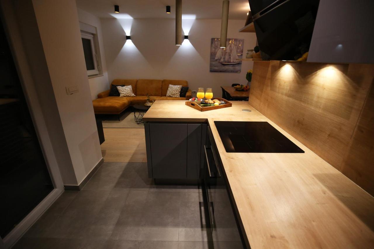 Esso Roof Terrace Apartment 자다르 외부 사진